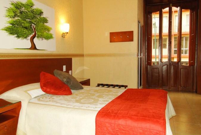 Hotel Posada Regis Guadalajara Buitenkant foto